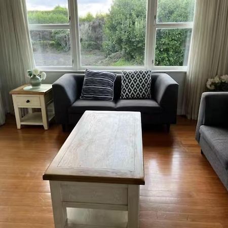 Besties West Auckland Kumeu Exterior foto