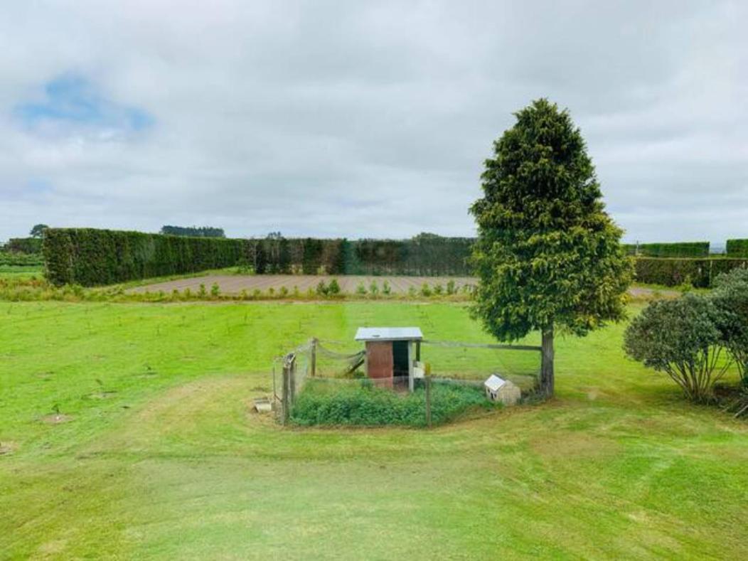 Besties West Auckland Kumeu Exterior foto